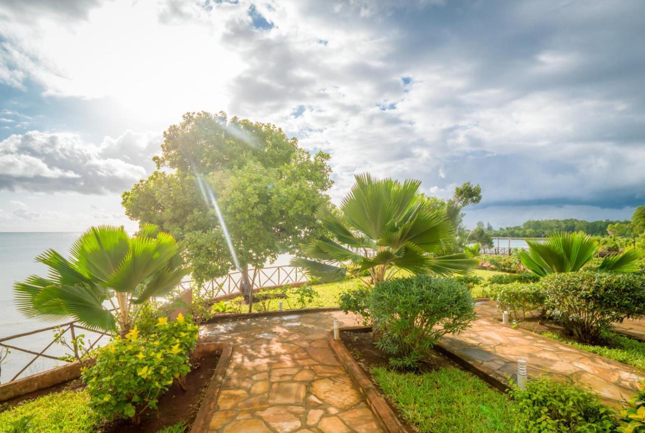 Azao Resort & Spa Pongwe Eksteriør bilde